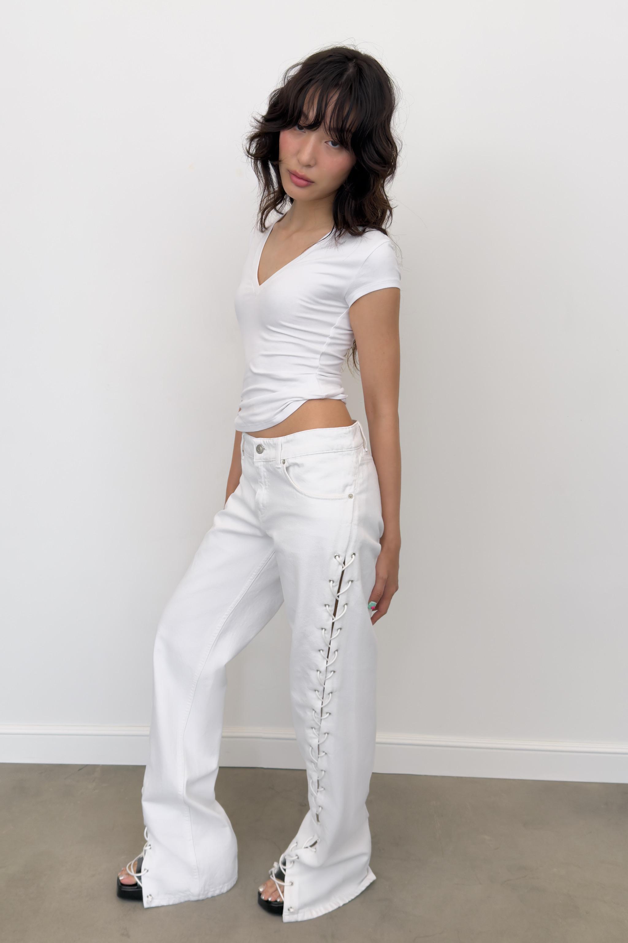 JEAN DROIT À LACETS DENIM TRF TAILLE MI-HAUTE